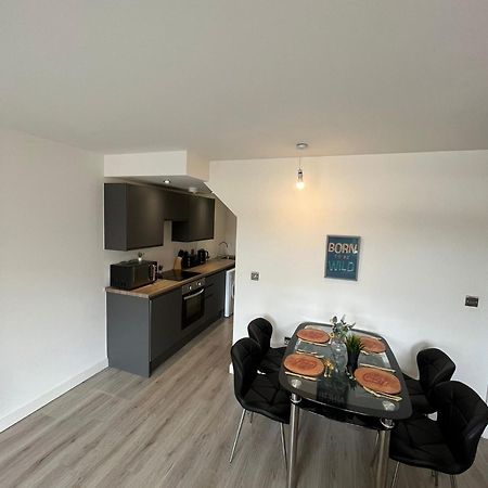 Bliss Apartments - Contractor 314 แบรดฟอร์ด ภายนอก รูปภาพ