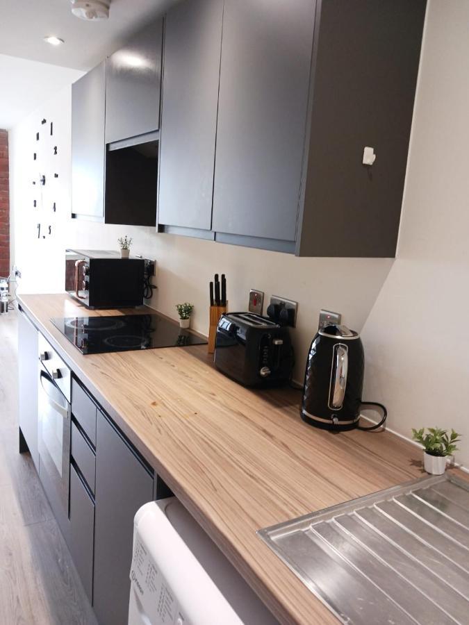 Bliss Apartments - Contractor 314 แบรดฟอร์ด ภายนอก รูปภาพ